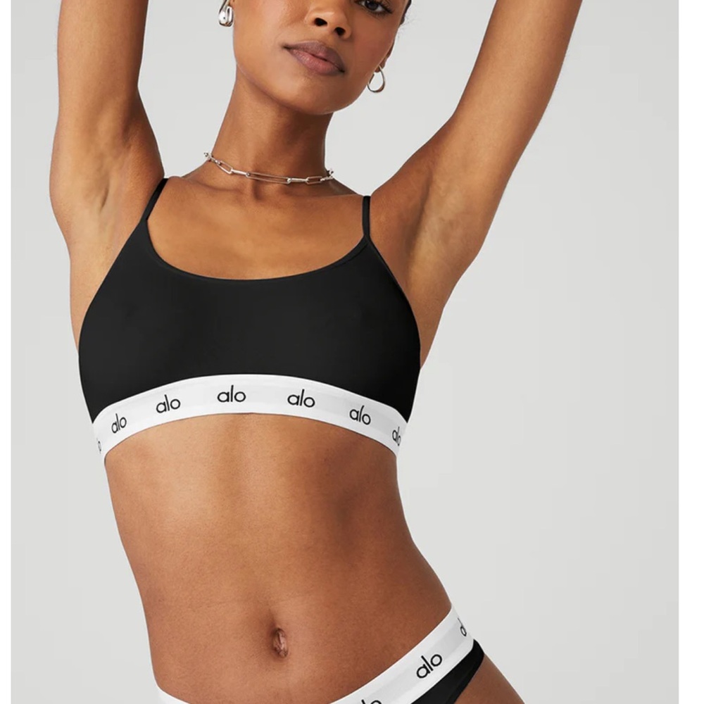 ALO Yoga icon cami bra